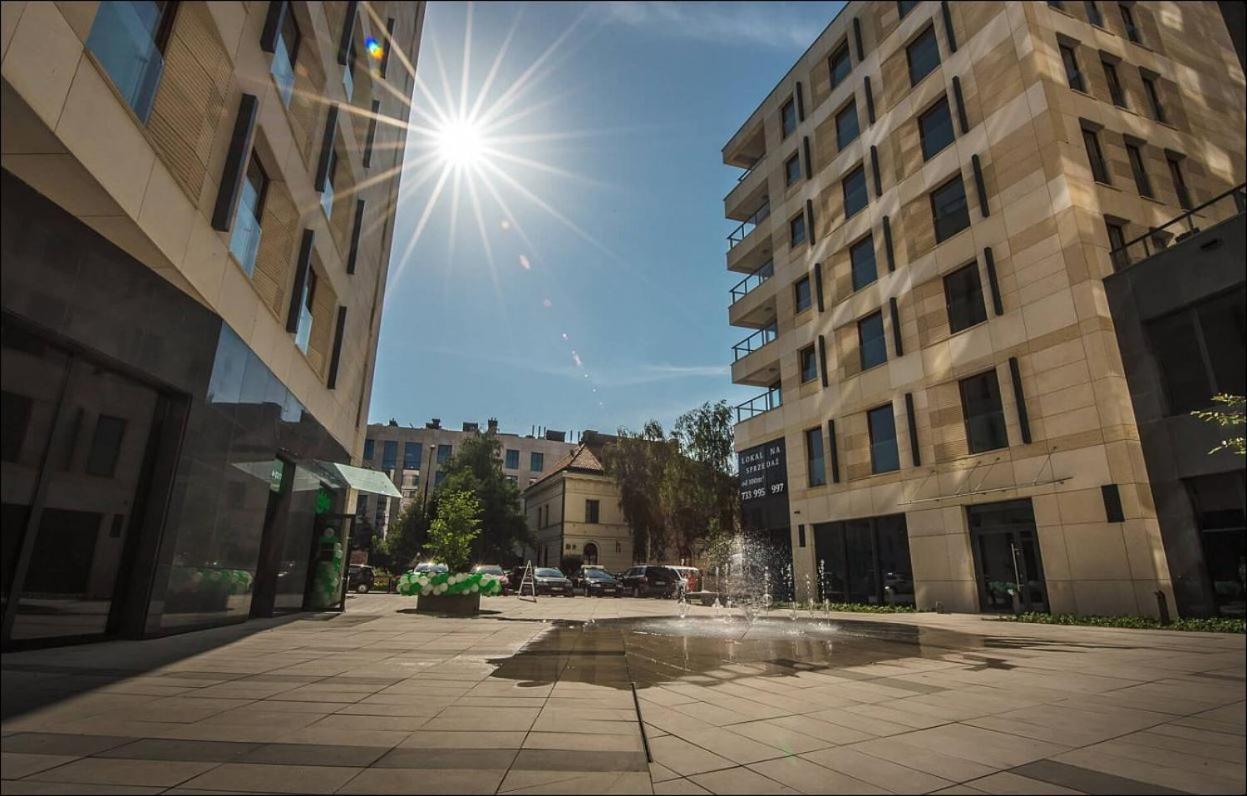 P&O Serviced Apartments Solec Warsaw Exterior photo