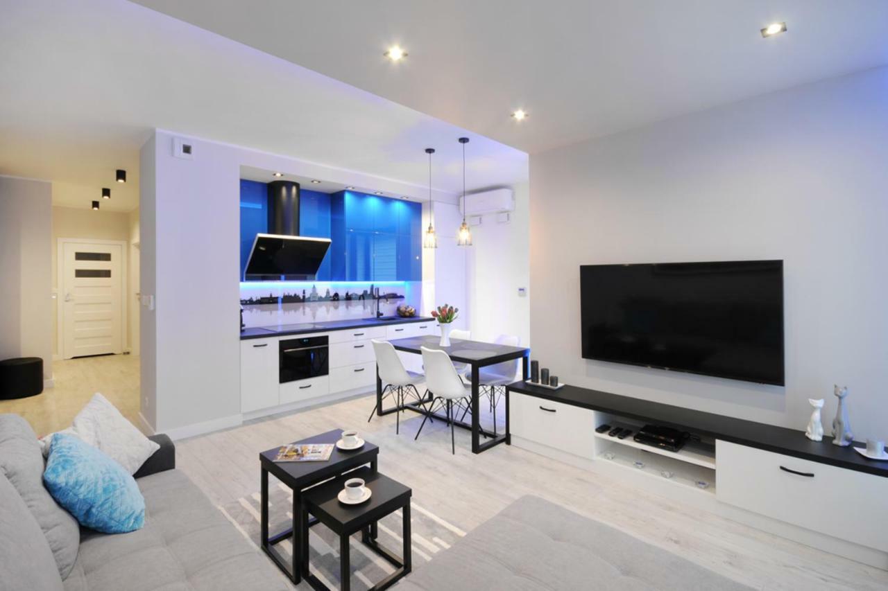P&O Serviced Apartments Solec Warsaw Exterior photo