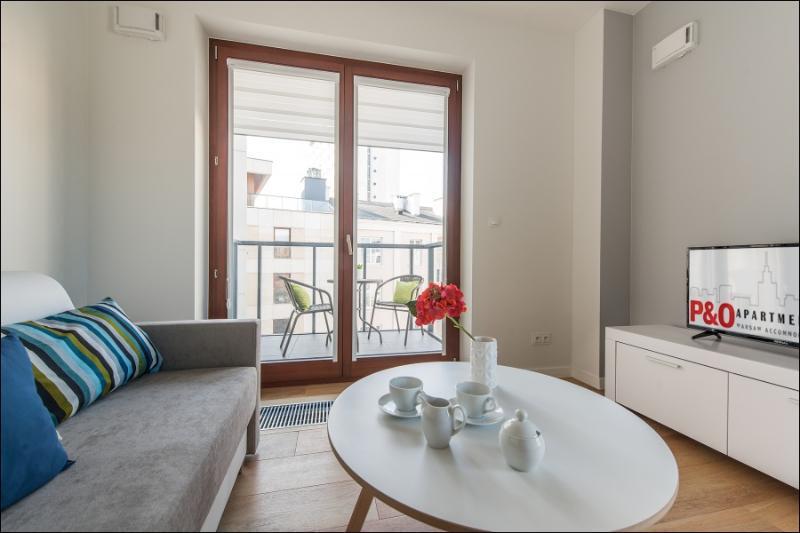 P&O Serviced Apartments Solec Warsaw Exterior photo